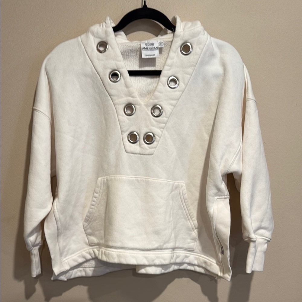 🩵Good American Cream Hoodie with Grommet Accents Stylish Casual Simple Polished